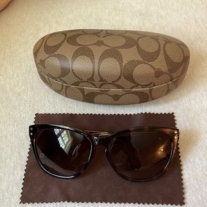 Coach sunglass